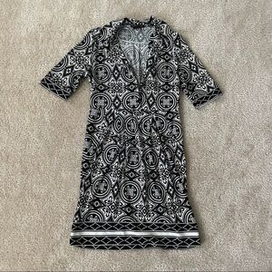 EUC Women’s BCBGMaxAzria Black and White Print Dress!